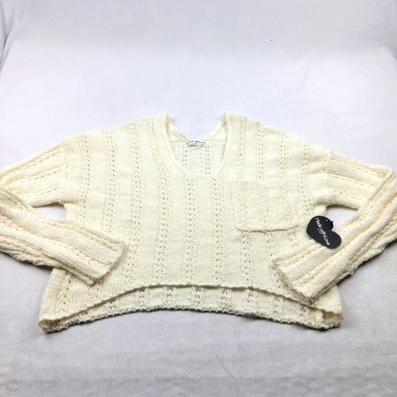 NWT Made With Love by FCT soft cream cropped knit pocket sweater - Picture 1 of 7